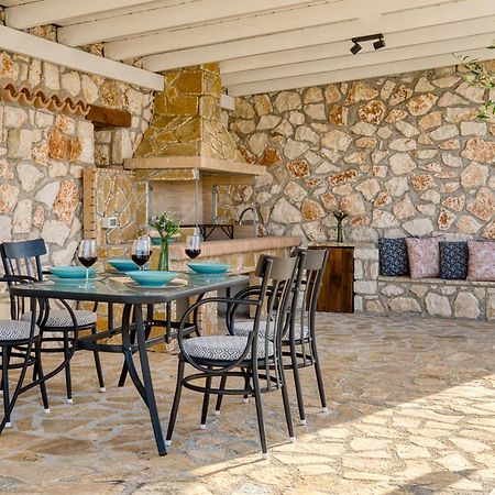Astarte Villas - Astra Private Villas With Pool Василікос Екстер'єр фото
