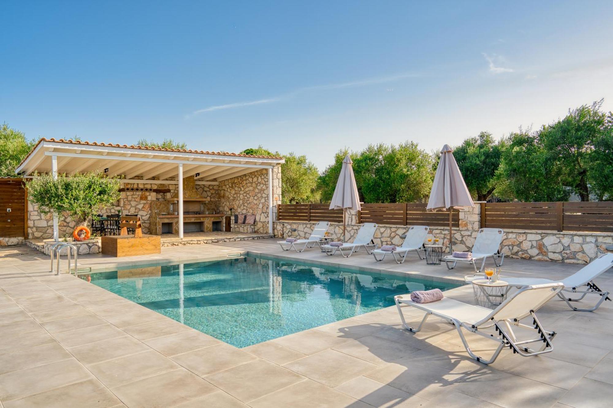 Astarte Villas - Astra Private Villas With Pool Василікос Екстер'єр фото
