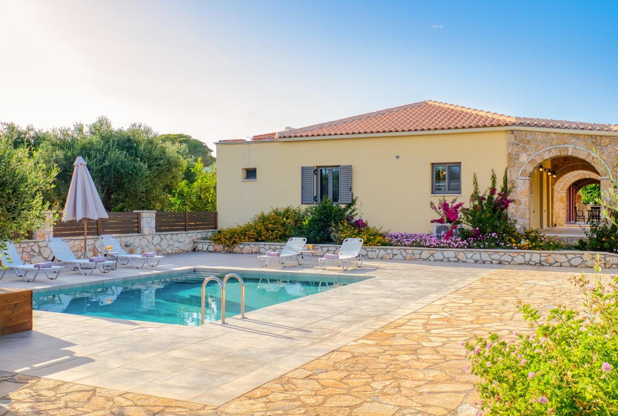Astarte Villas - Astra Private Villas With Pool Василікос Екстер'єр фото