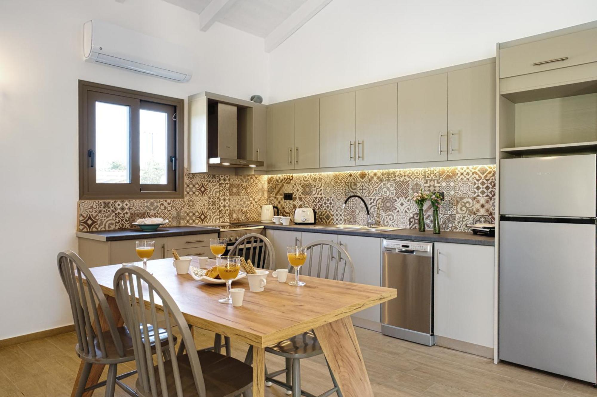 Astarte Villas - Astra Private Villas With Pool Василікос Екстер'єр фото