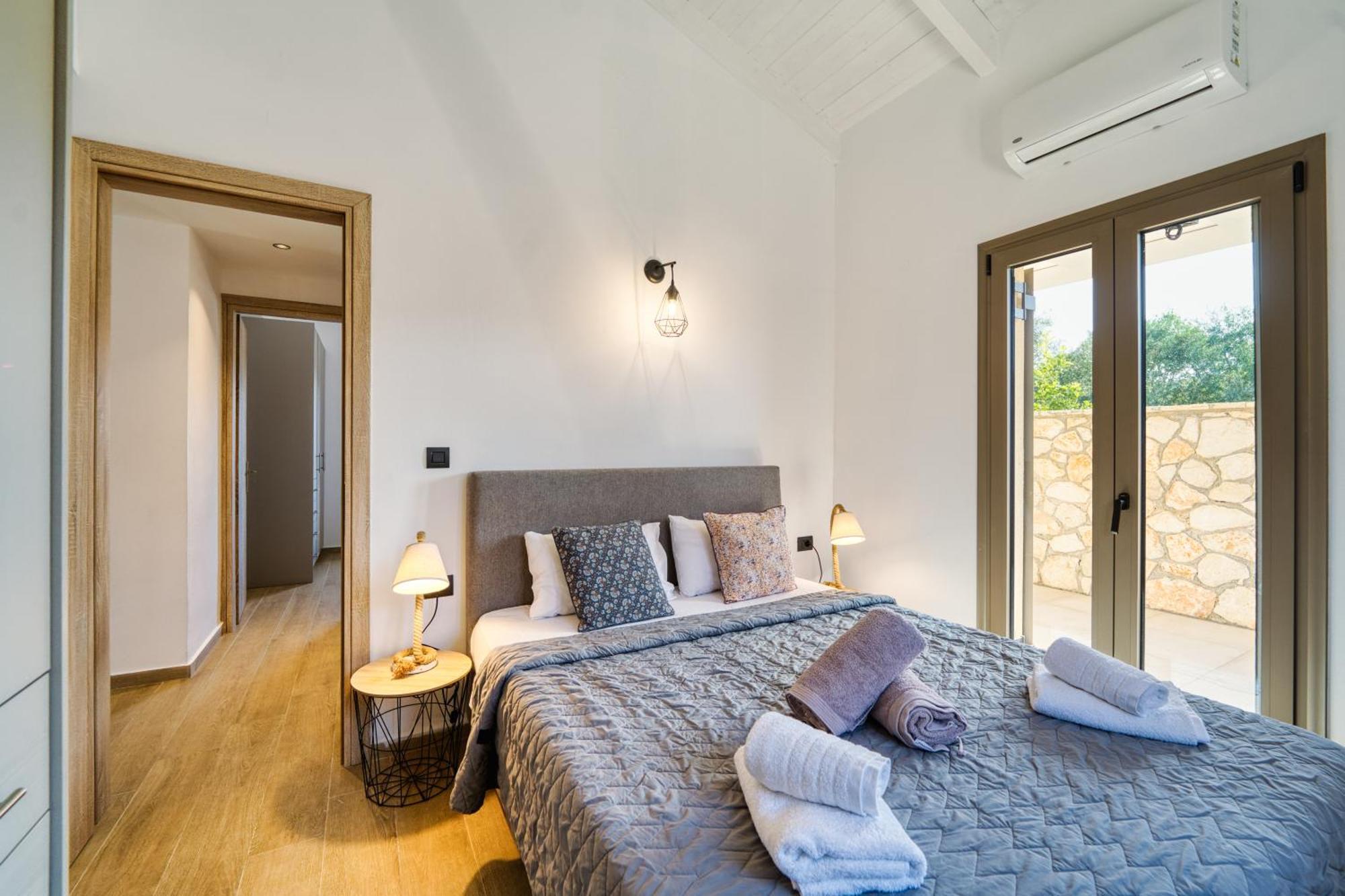 Astarte Villas - Astra Private Villas With Pool Василікос Екстер'єр фото